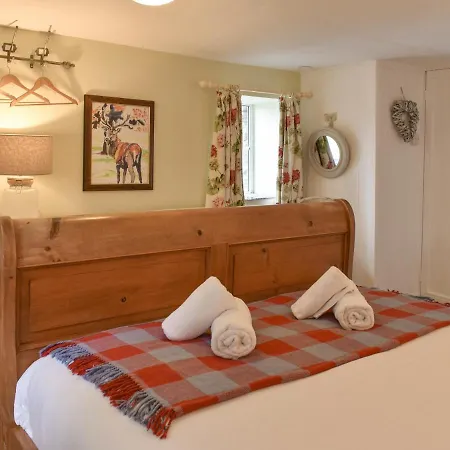 Honeypot * Hawkshead